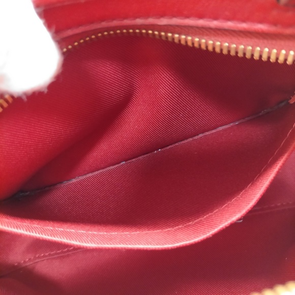 Louis Vuitton Saintonge Red Monogram - Picture 13 of 16